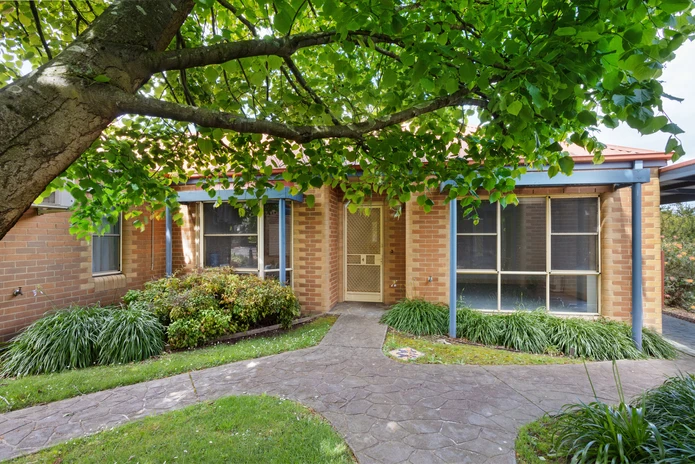 Warragul: One bedroom Improved Liveability home